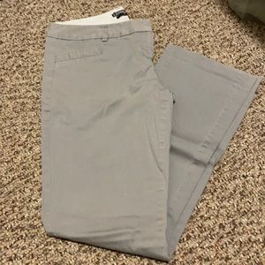 GUC Express women’s columnist casual pants.
